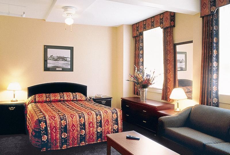 Howard Johnson By Wyndham Vancouver Downtown Εξωτερικό φωτογραφία